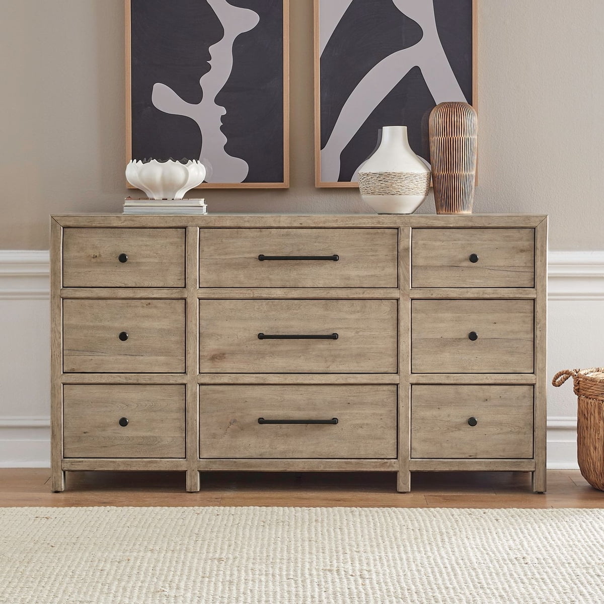 Proximity Place Dresser