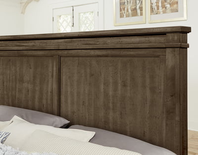 Cool Rustic Mansion Bed